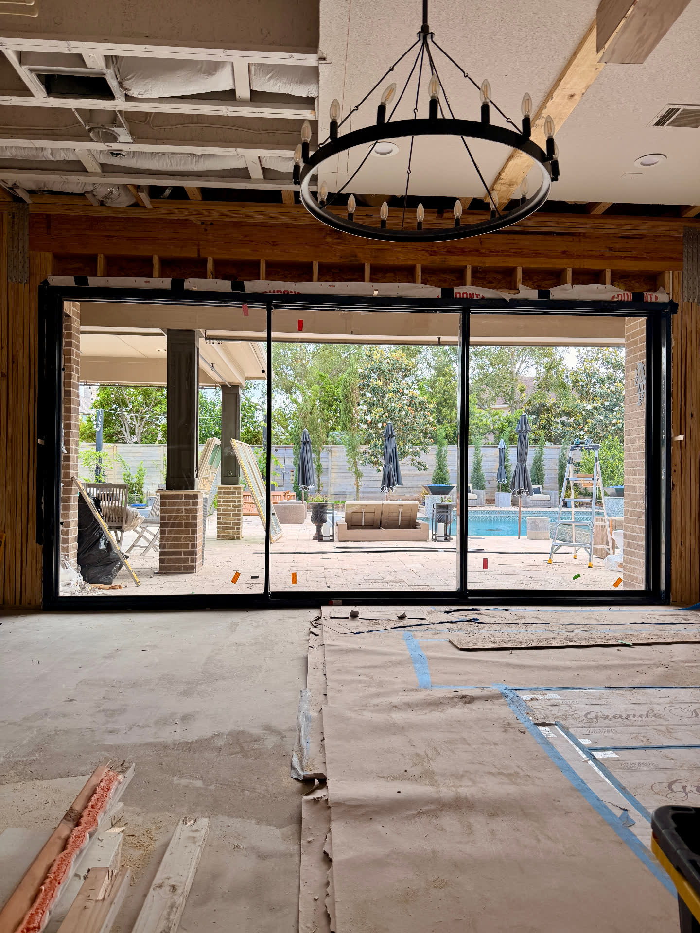 Sienna TX 16-foot 3-panel multi-slide patio door interior installation view