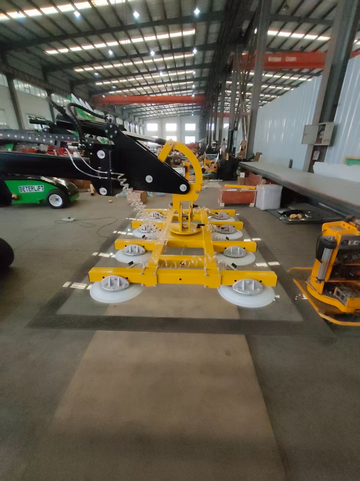 Glass vacuum lifter detail